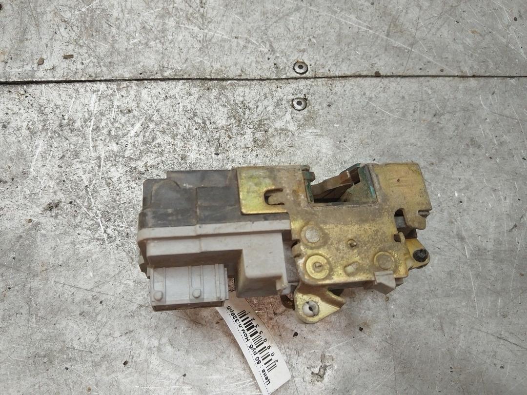 Замок двери передней правой B5Y7DS Peugeot 306 купить с доставкой