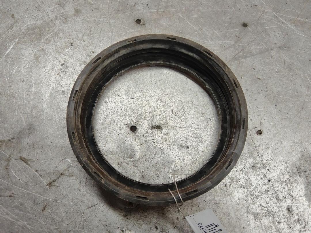 Кольцо зажимное топливозаборника J3SBJX Audi 80 купить