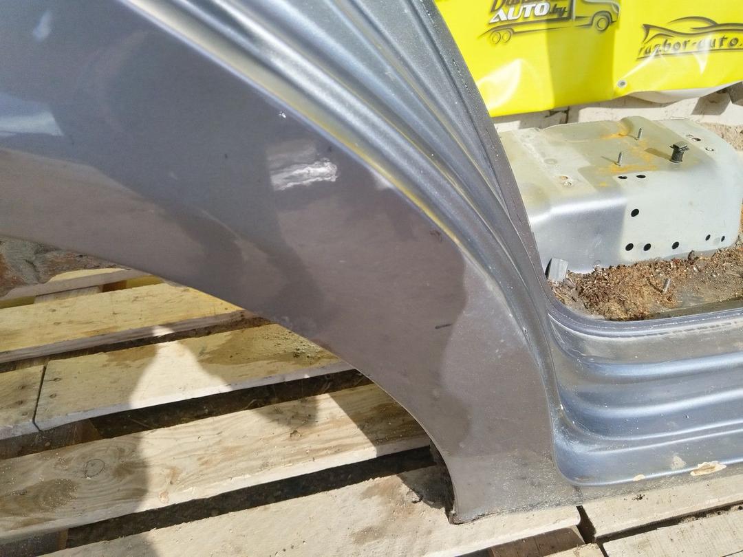 Крыло заднее правое UPEB35 Volkswagen Touran купить