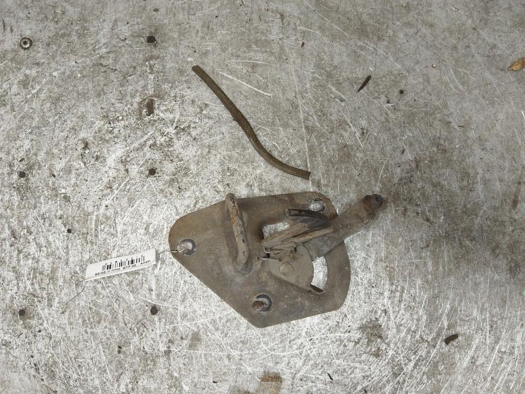 Крюк капота K9Y81S Skoda Fabia купить