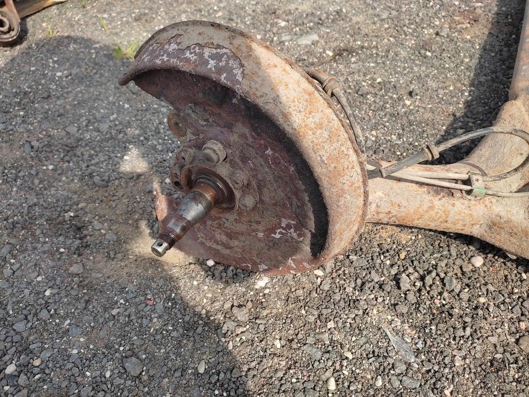 Балка подвески задняя 41Z65A Audi 80 купить с доставкой. Огромный выбор запчастей и марок авто. У нас есть практически все.