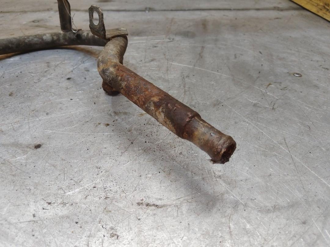 Трубка охлаждающей жидкости металлическая 6KZ5UA Audi 80 купить с доставкой