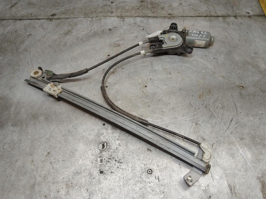 Стеклоподъемник задний левый RNJXW1 Peugeot 806 - Фото 1