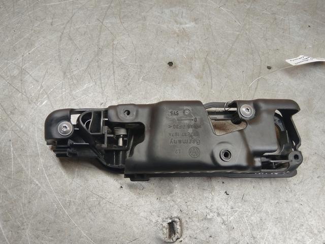 Ручка внутренняя передняя левая 7CW6P8 Volkswagen Caddy купить