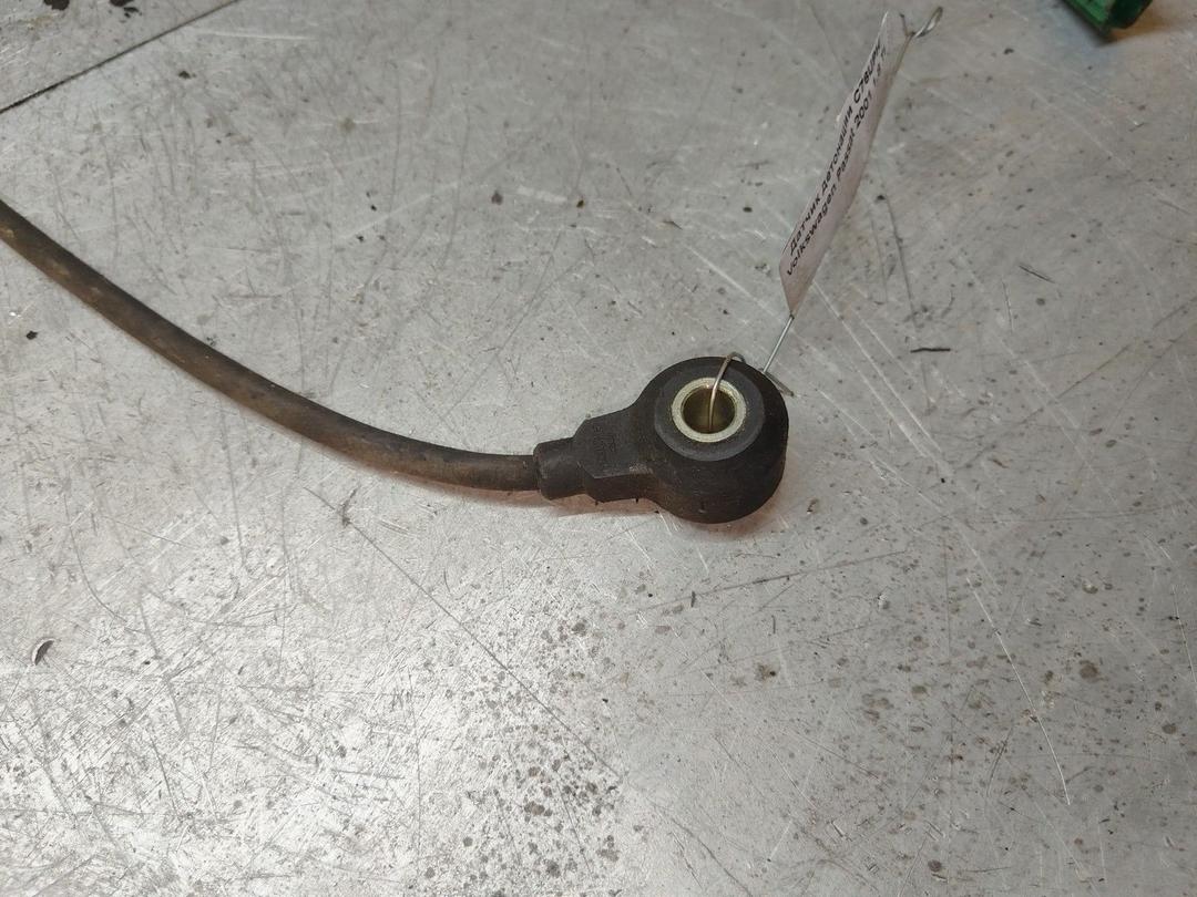 Датчик детонации C76UPH Volkswagen Passat купить