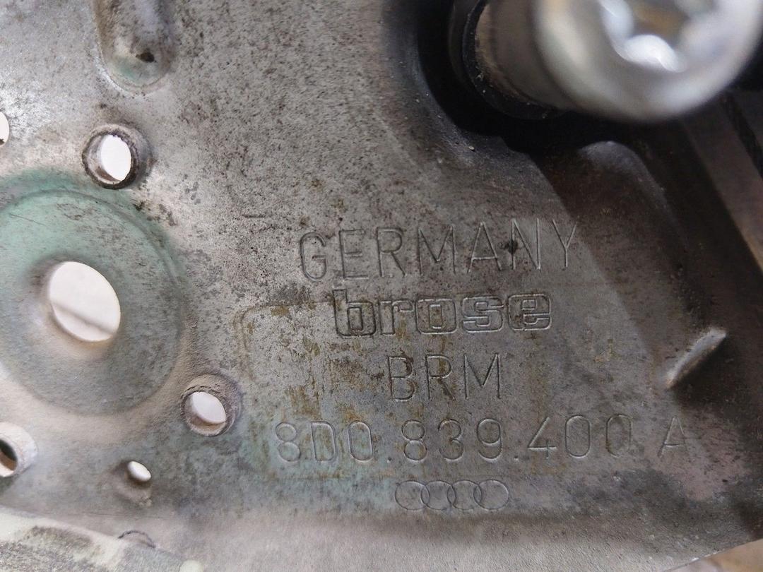 Стеклоподъемник электрический задний правый 2EHG44 Audi A4 купить