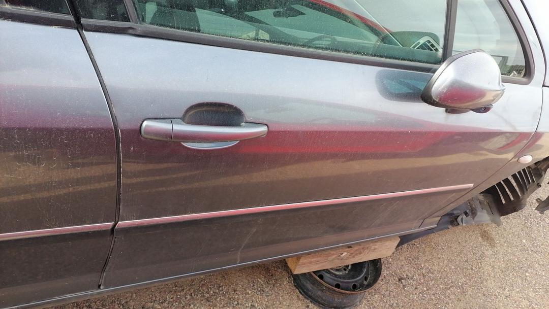 Дверь передняя правая 6RL6UJ Peugeot 407 купить