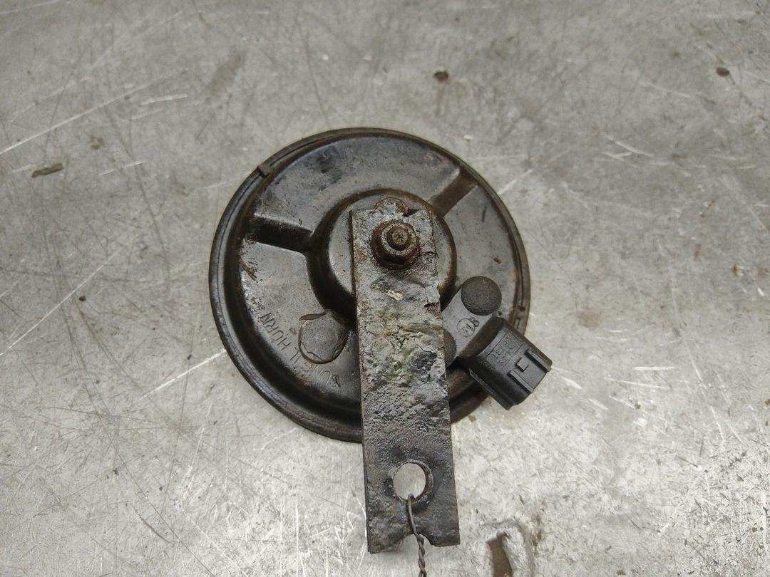 Сигнал (клаксон) 8J7MIJ Hyundai Trajet купить на авторазборке