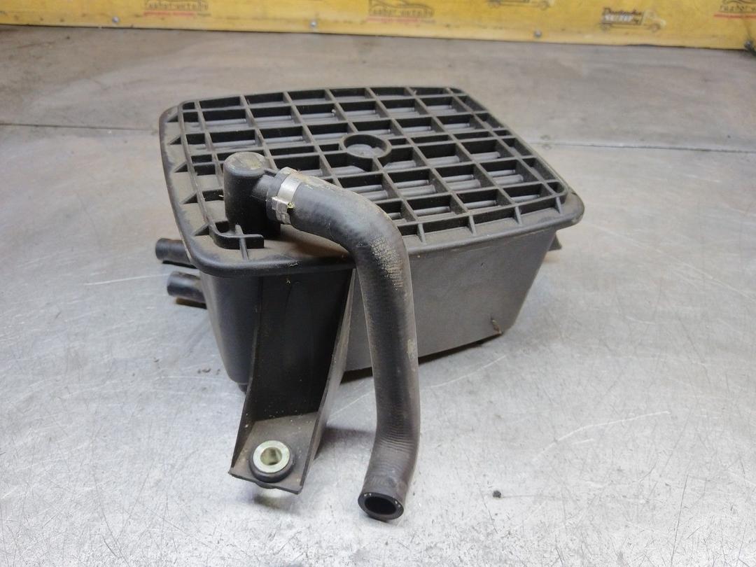 Адсорбер YQSG3I Volkswagen Passat купить с доставкой