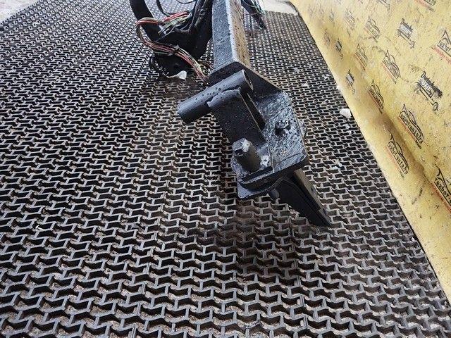 Прицепное устройство (фаркоп) 22JXD4 BMW 5 E39 купить на авторазборке