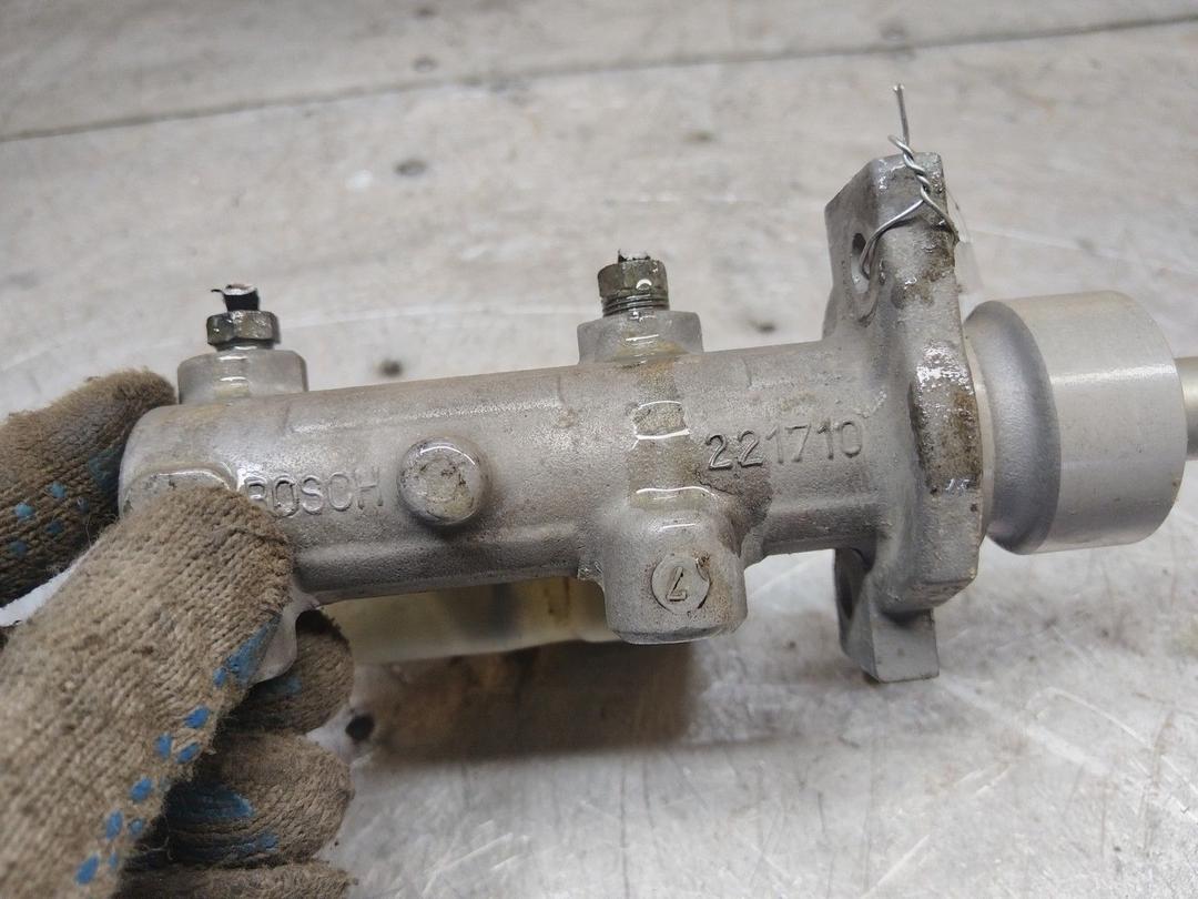 Цилиндр тормозной главный 2H7BX9 Citroen Xsara Picasso - Фото 4