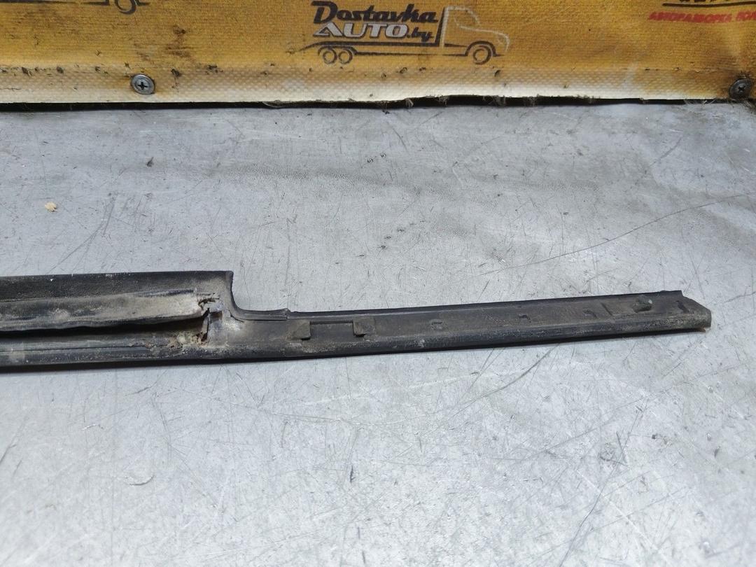 Молдинг стекла двери задней правой наружный 2WZ9G8 Renault Scenic купить в магазине запчастей бу