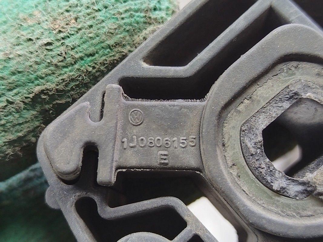 Кронштейн радиатора WSUI09 Skoda Octavia - Фото 6