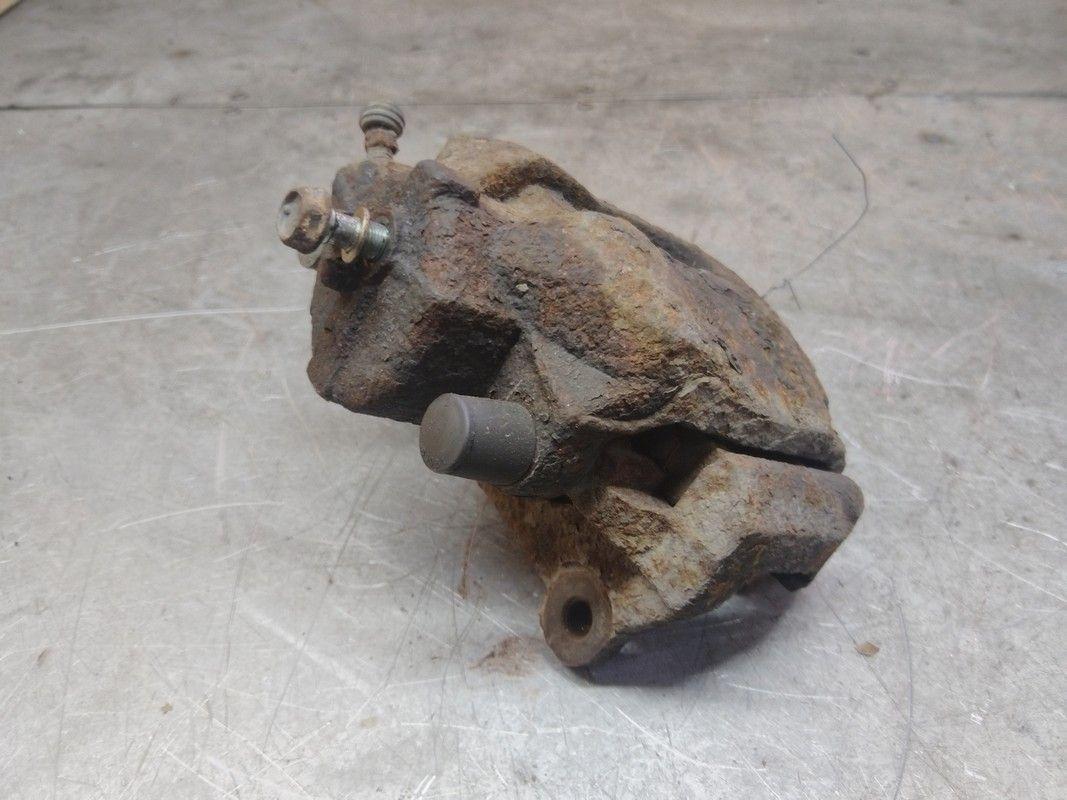 Суппорт передний левый AK32C7 Honda Accord купить в магазине запчастей бу