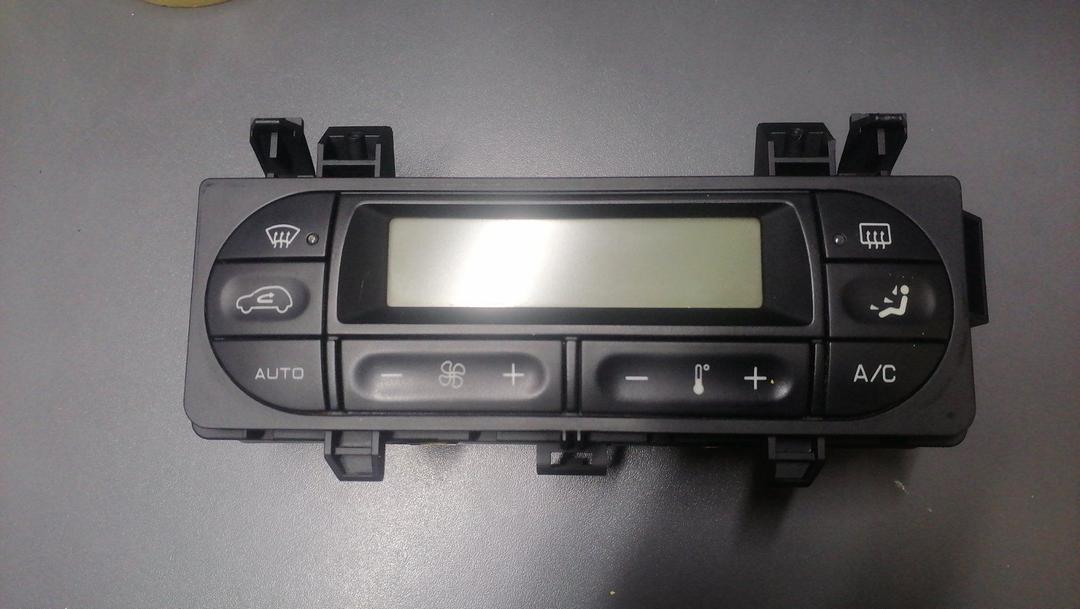 Блок управления печки/климат-контроля EO9IMQ Citroen C3