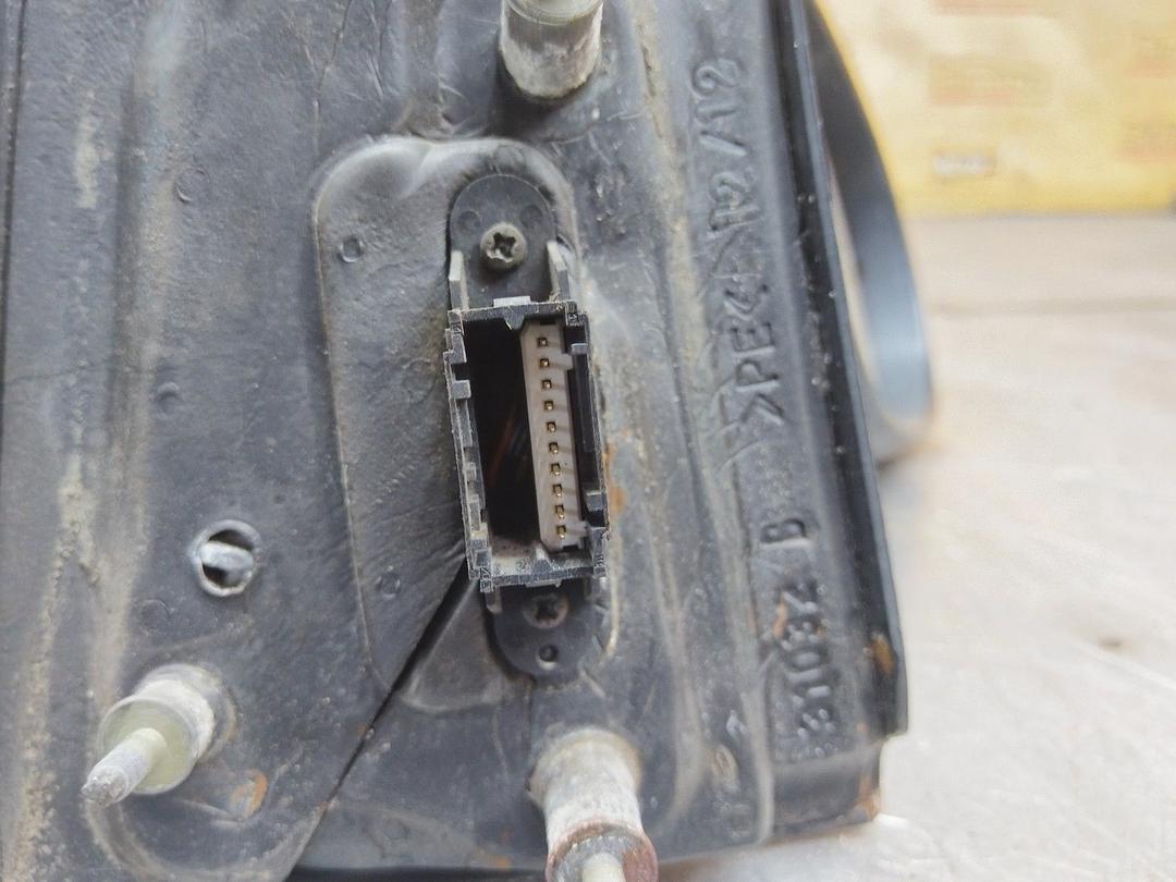 Зеркало наружное правое PU0Z2C Renault Scenic купить в магазине запчастей бу