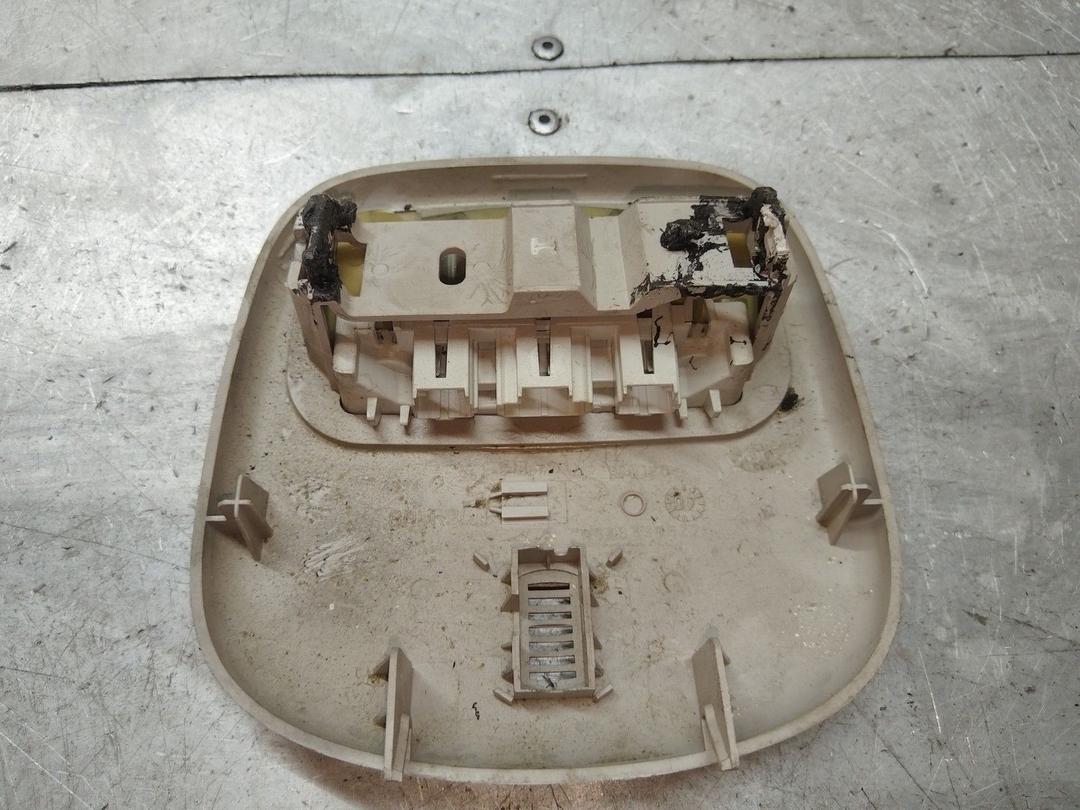 Фонарь салона (плафон) 7UW3YC Citroen C5 купить