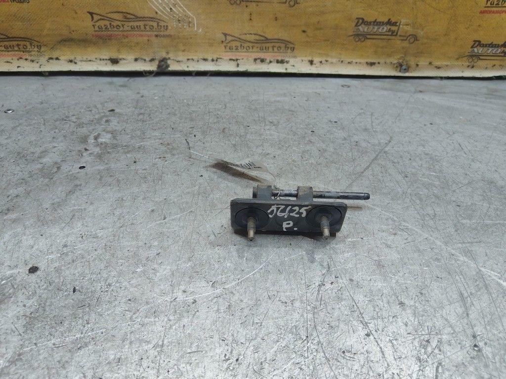 Петля крышки багажника J8T67Y Mercedes A W168 - Фото 2