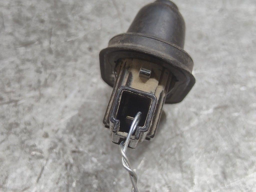 Выключатель концевой (концевик) ZR20XK Honda FR-V - Фото 3