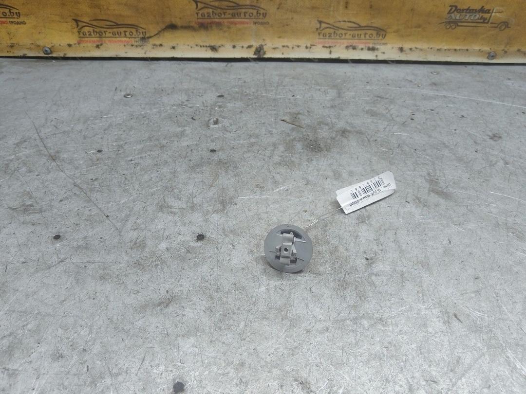 Крепление (крючок) солнцезащитного козырька MKDQ29 Renault Scenic купить с доставкой