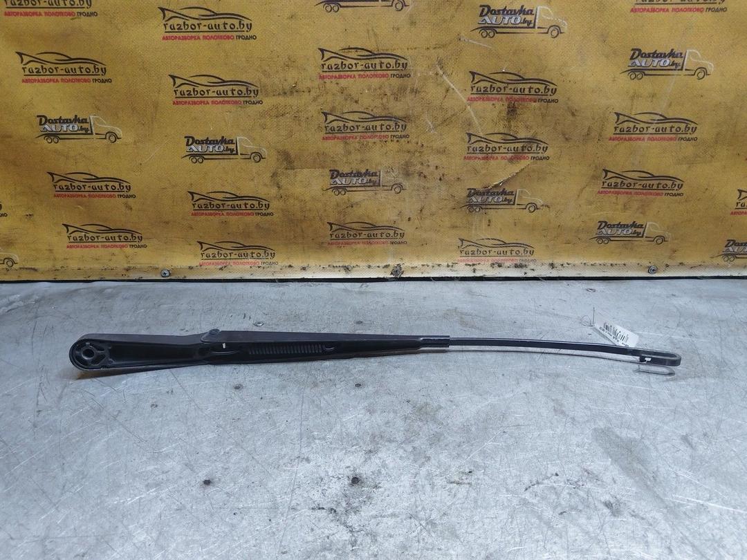 Щеткодержатель (поводок стеклоочистителя, дворник) PAKWUB Opel Zafira купить