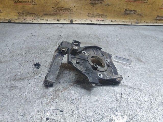 Крепление ТНВД V6V6LA Ford Focus