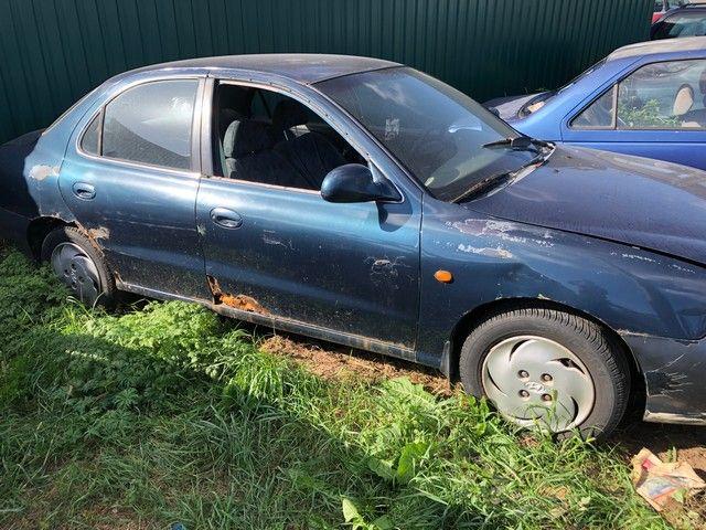 Колба в бак NWE39Y Hyundai Lantra - Фото 2