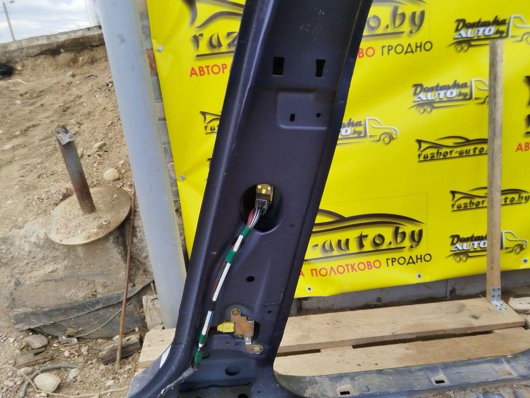 Стойка кузовная центральная правая VI2UZ6 Mazda Premacy купить с доставкой