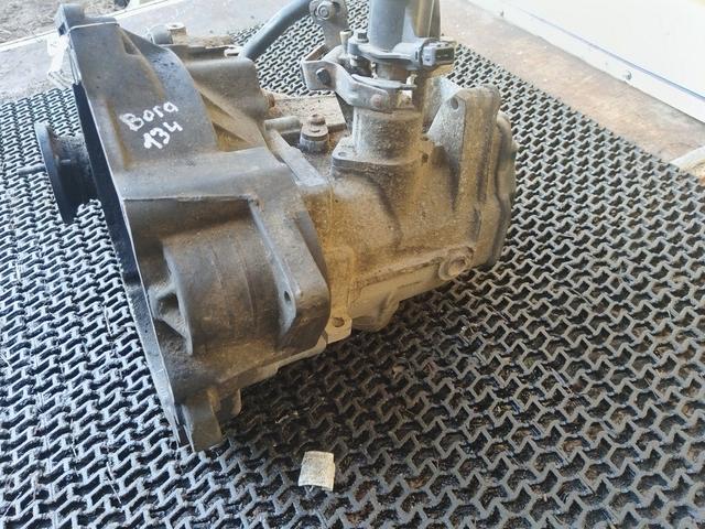 КПП механическая (МКПП) 5-ступенчатая 5SOI6R Volkswagen Bora купить с доставкой