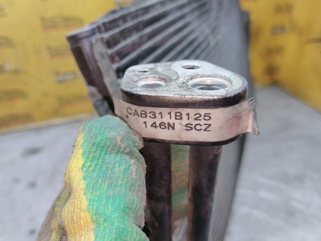 Радиатор кондиционера DHKE2C Volvo V40 - Фото 5