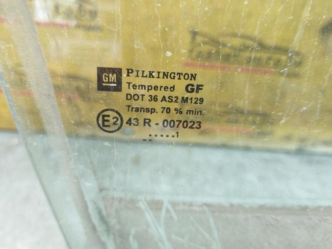 Стекло двери передней правой F58872 Opel Zafira купить с доставкой