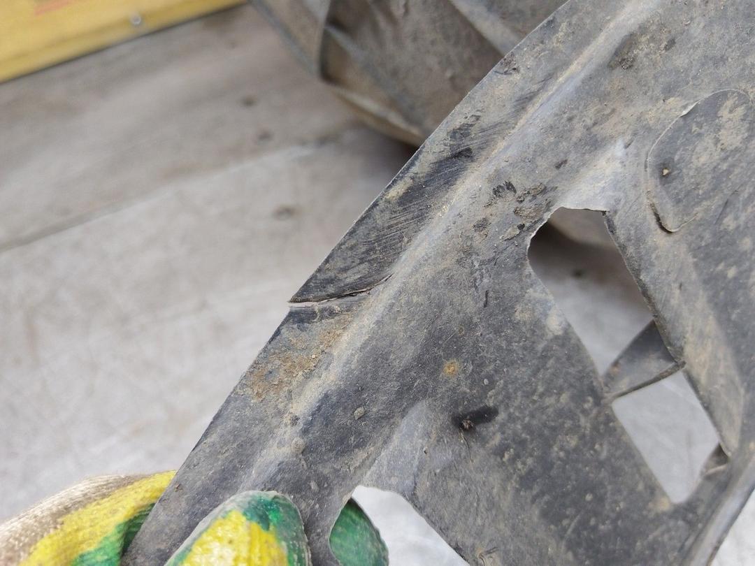 Защита арок задняя правая (подкрылок) U7V6OS Opel Zafira купить с доставкой