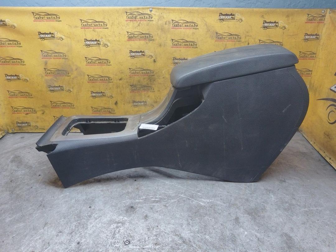 Подлокотник GS482A Peugeot 407 купить в магазине запчастей бу