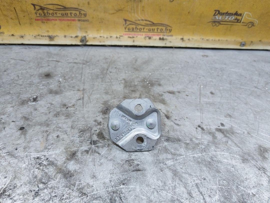 Ответная часть (скоба) замка двери XH2S90 Ford Fusion купить с доставкой