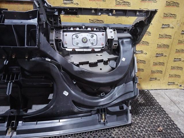 Панель передняя салона (торпедо) 9KTBB9 Citroen Xsara Picasso undefined