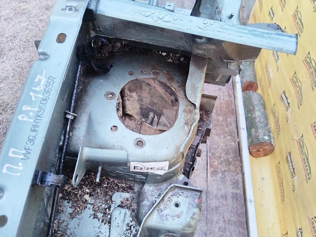 Лонжерон правый 996YHM Peugeot Partner undefined