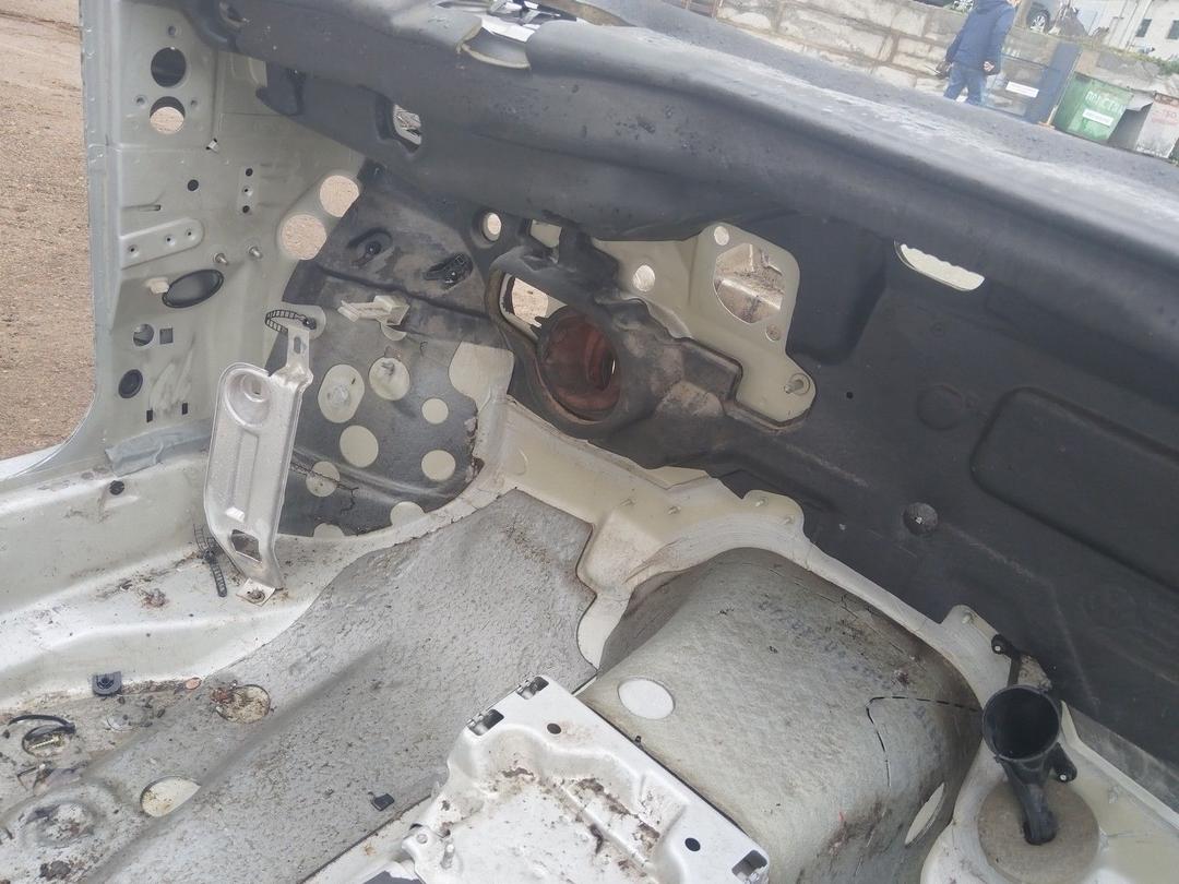 Лонжерон левый 84NKVY Volkswagen Passat купить в магазине запчастей бу