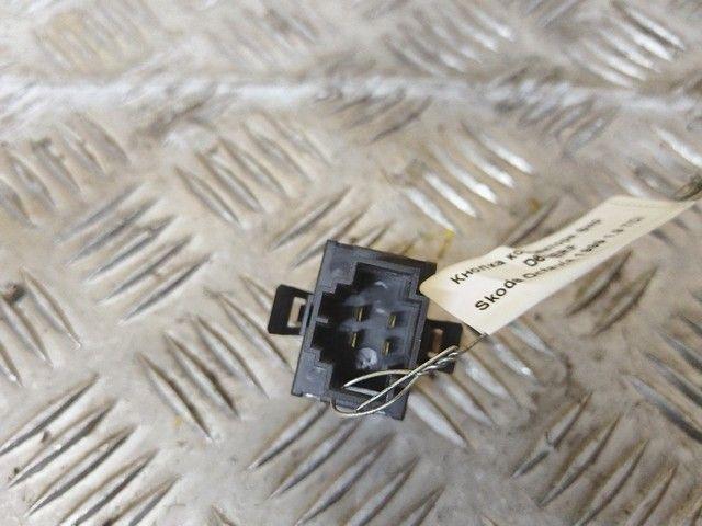 Кнопка корректора фар D6QERF Skoda Octavia купить