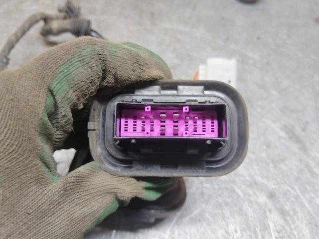 Проводка двери задней правой 19MNR8 Seat Altea купить