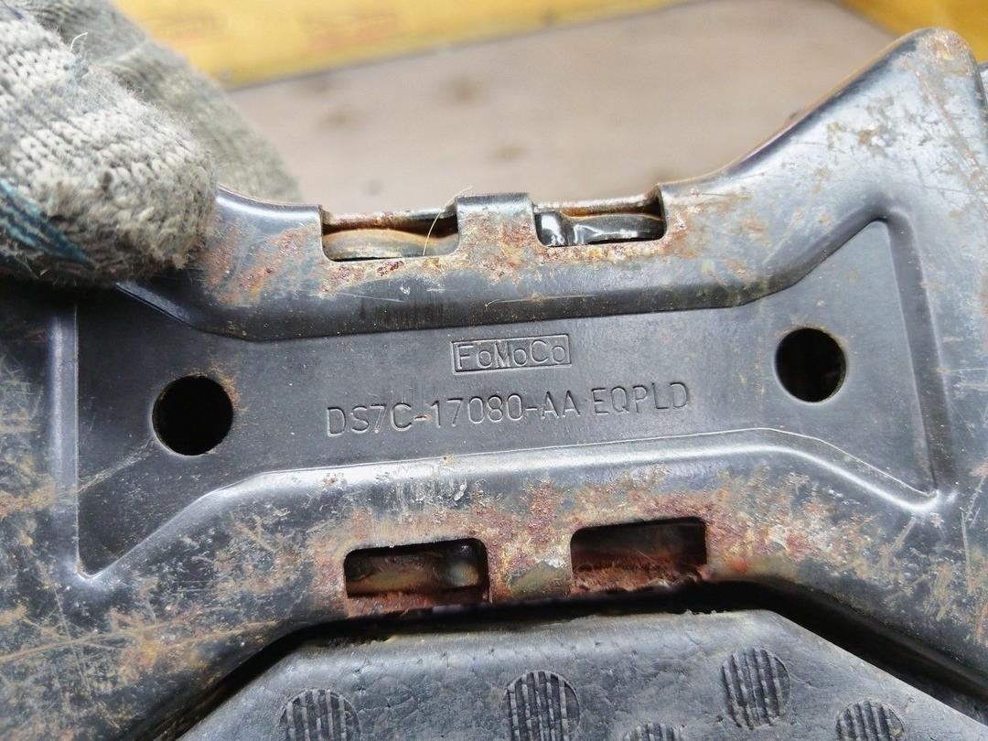 Домкрат EDKNCP Ford Fusion - Фото 3