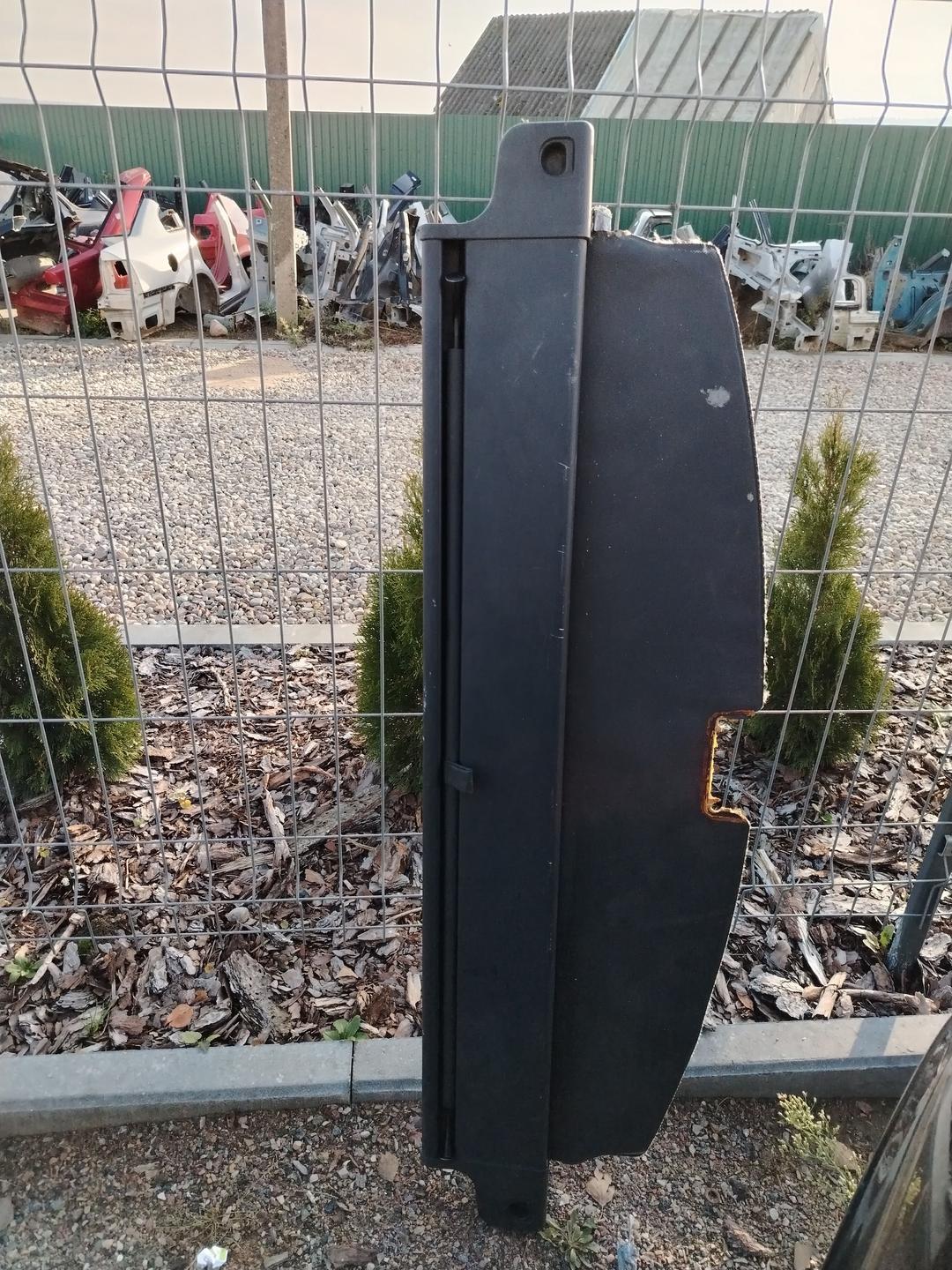 Шторка багажника 7FEETV Toyota Avensis