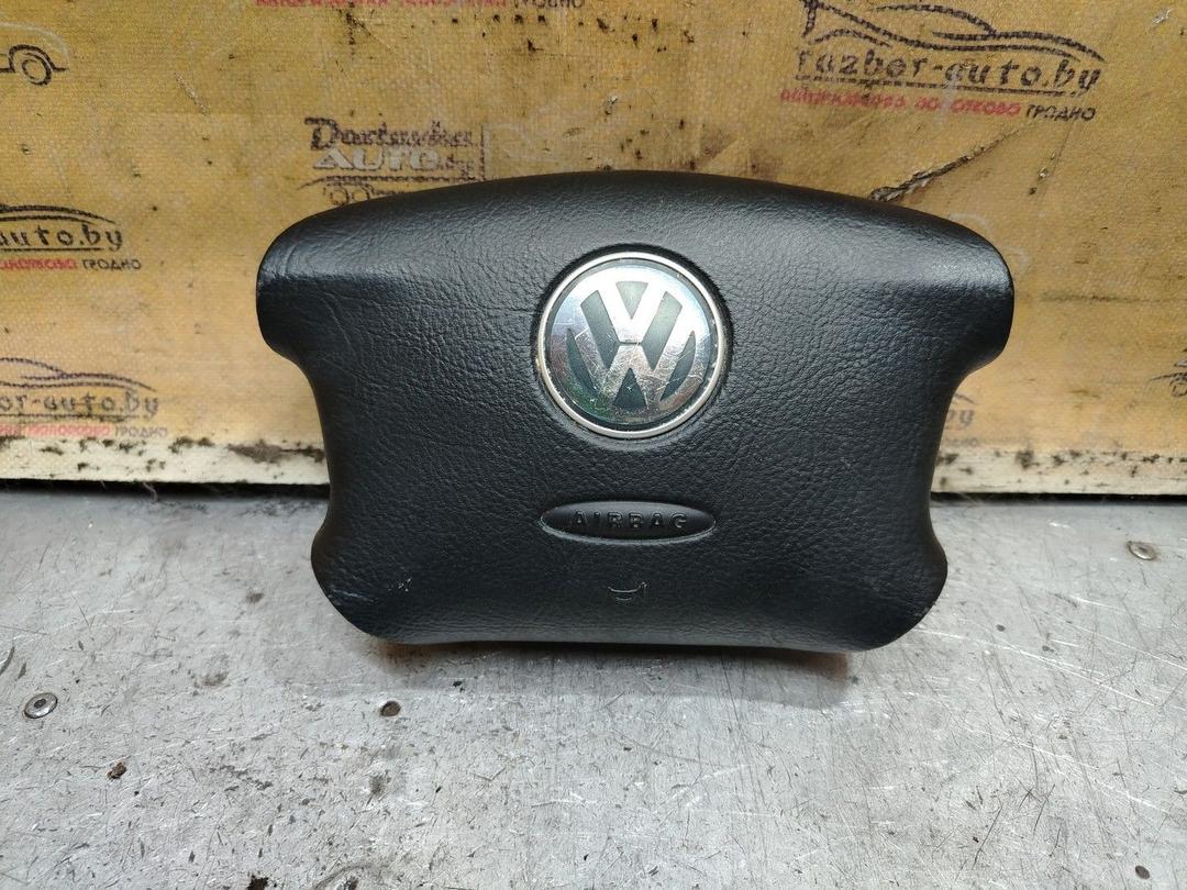 Подушка безопасности водителя 993FEV Volkswagen Passat - Фото 1