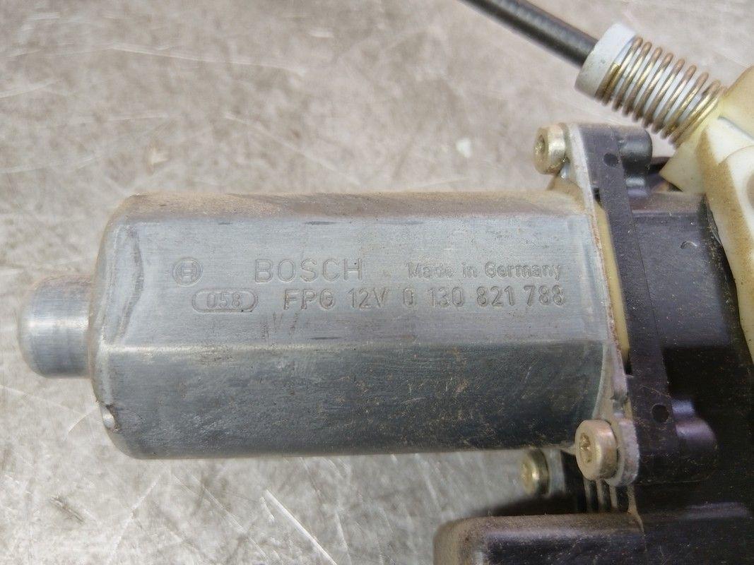 Стеклоподъемник электрический задний правый UAT7US Mitsubishi Space Star купить в магазине запчастей бу