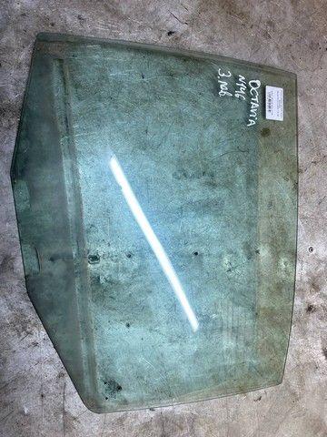 Стекло двери задней левой QKC0UX Skoda Octavia купить