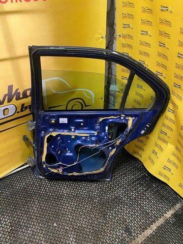 Стеклоподъемник задний правый Y60KL9 Rover 400