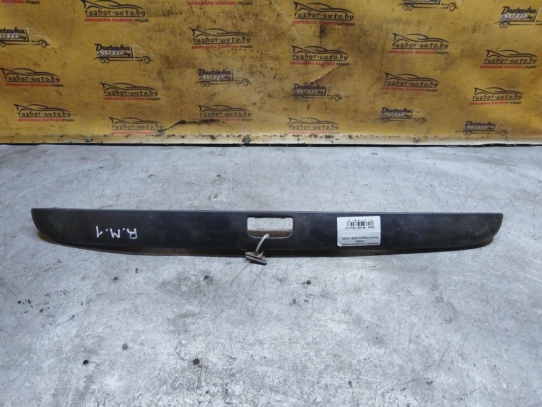 Накладка подсветки номера YXA63V Renault Megane