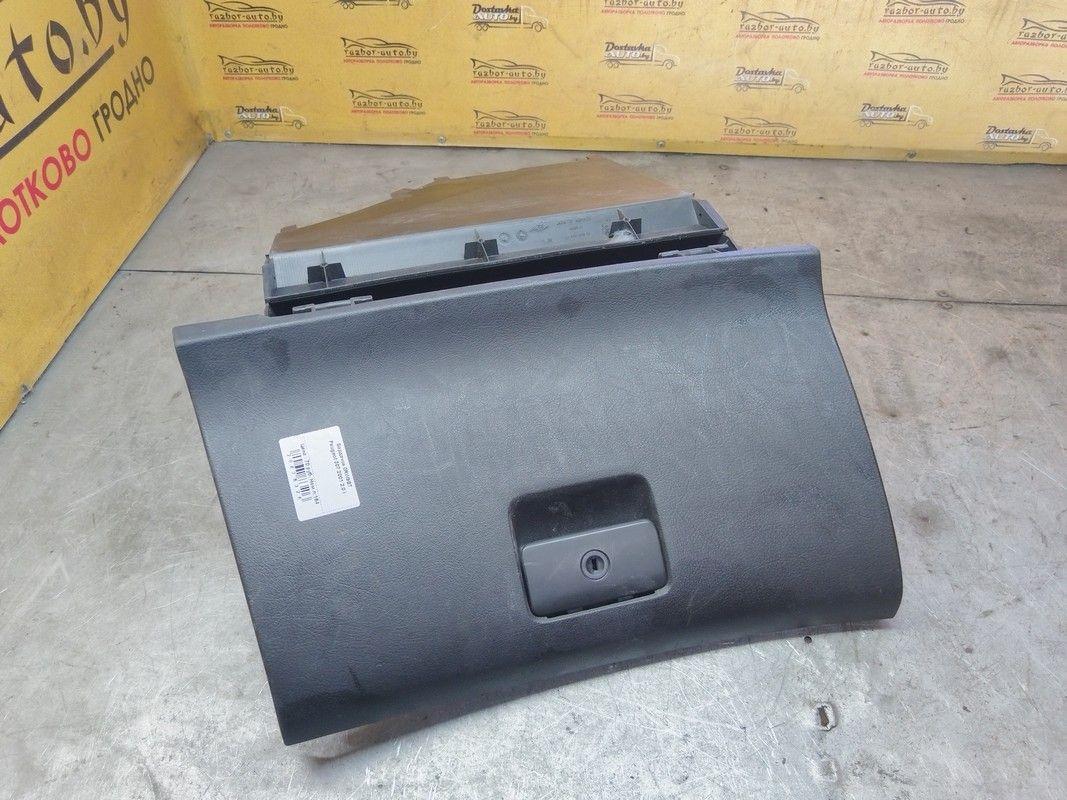 Бардачок 0RW9BT Peugeot 307