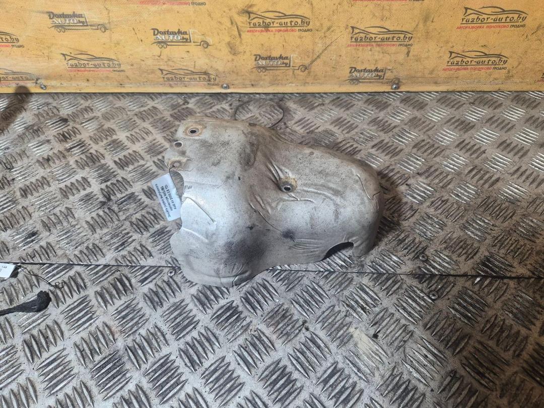 Защита (экран) выпускного коллектора N4DJBQ Audi A4