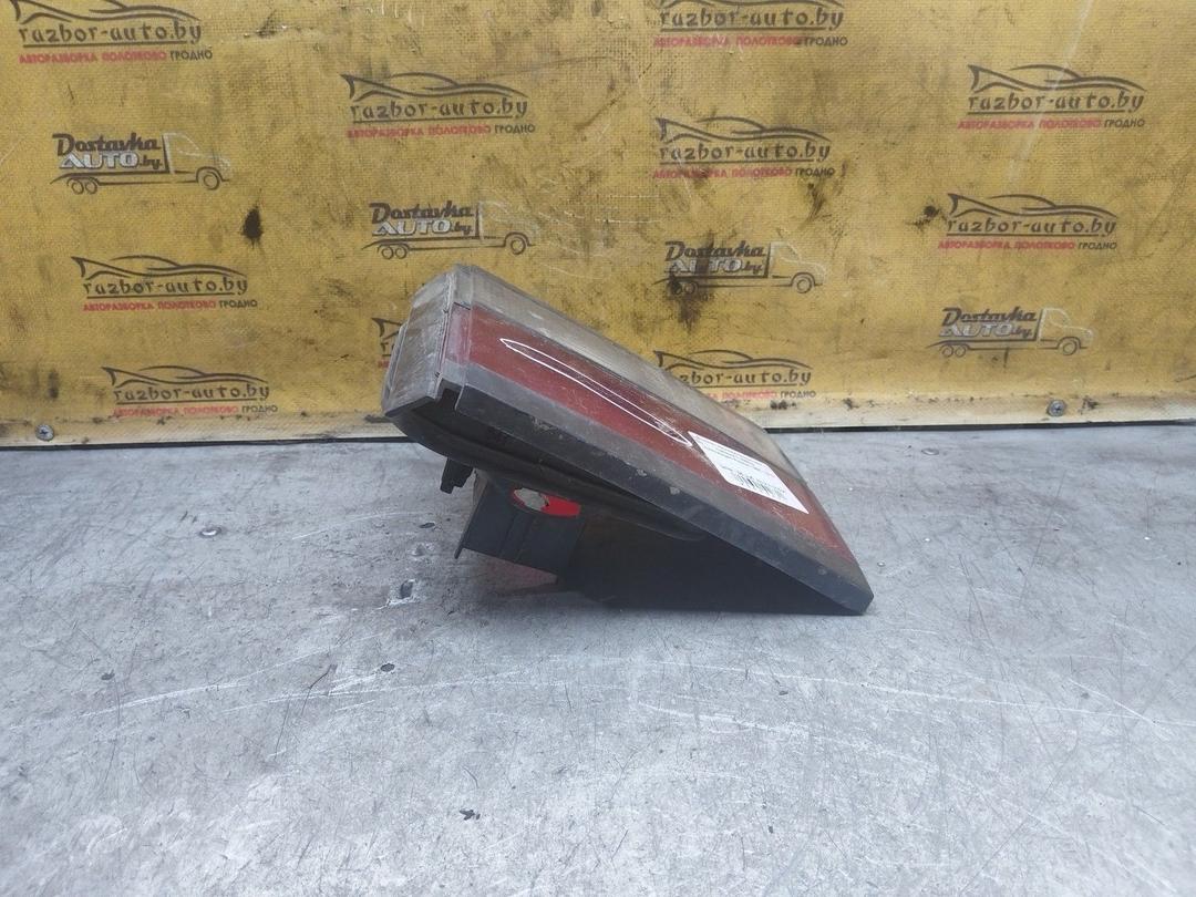 Фонарь крышки багажника правый T486MJ Volkswagen Passat купить с доставкой