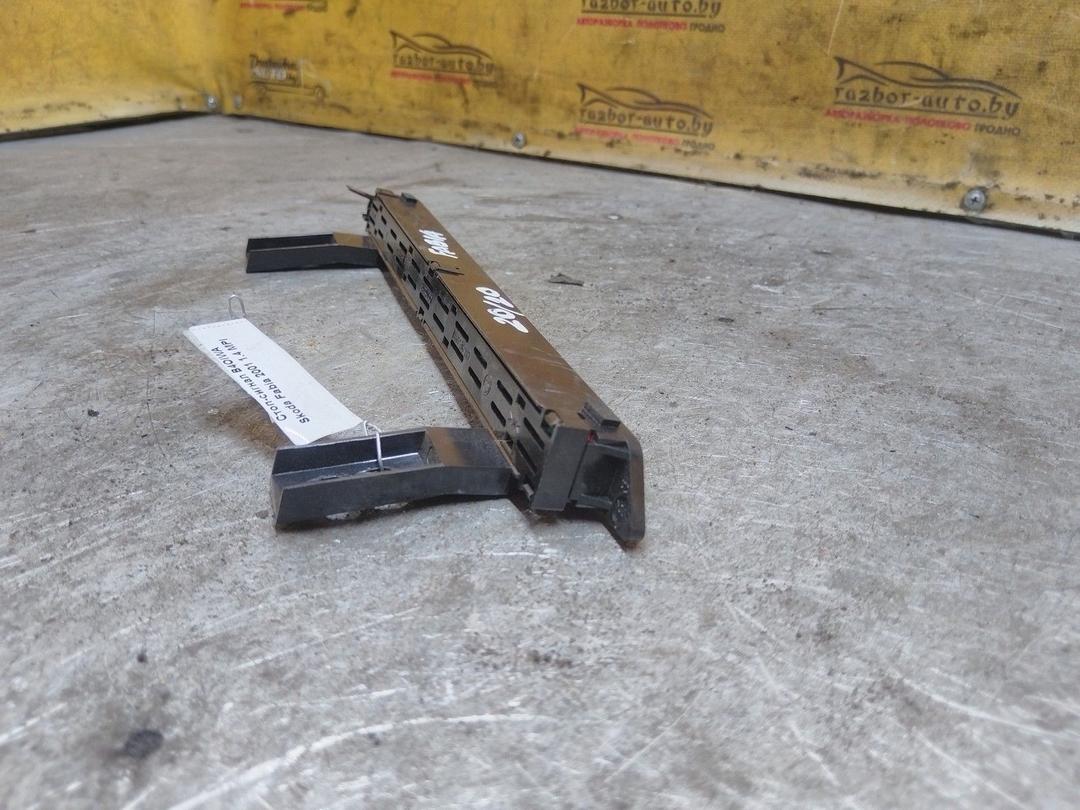 Стоп-сигнал B4OIWA Skoda Fabia купить с доставкой